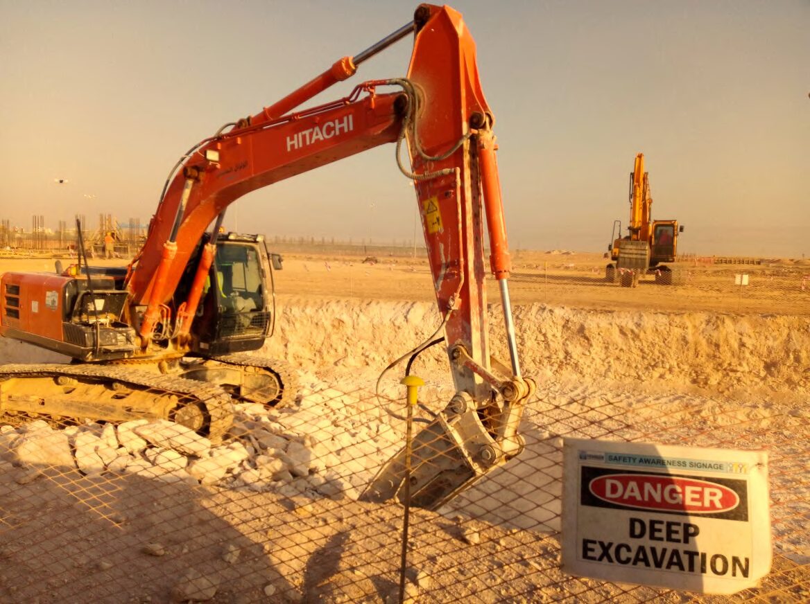 حفّار HITACHI في عمليات حفر عميقة